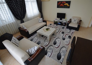 شقة مفروشة واسعة في منطقة محمود لار – ألانيا