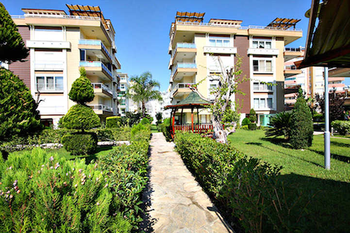 بينتهاوس في أنطاليا