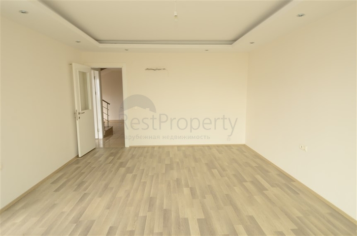 شقة بينتهاوس باطلالة رائعة في الانيا