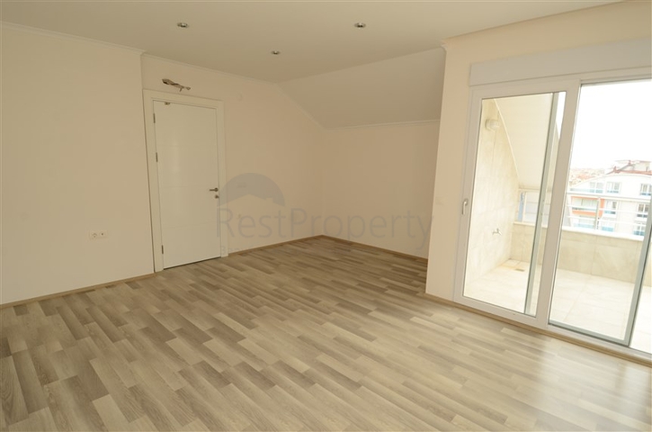 شقة بينتهاوس باطلالة رائعة في الانيا