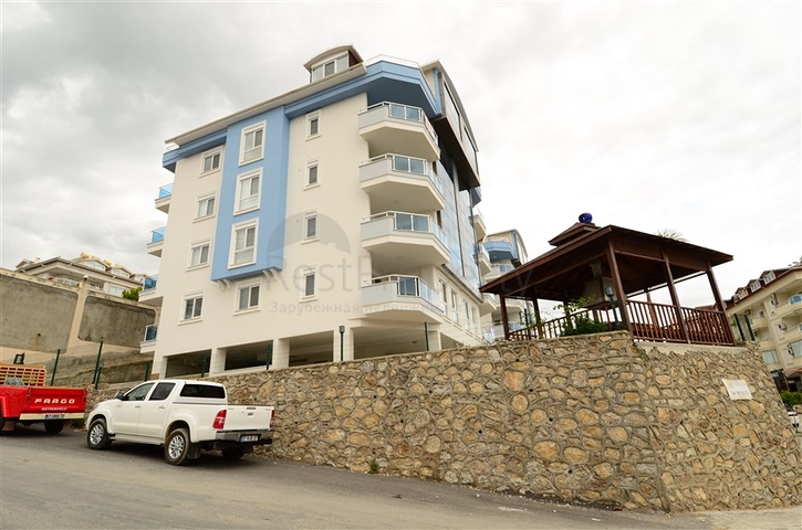 شقة بينتهاوس باطلالة رائعة في الانيا