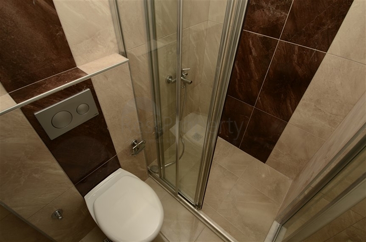 شقة بينتهاوس باطلالة رائعة في الانيا