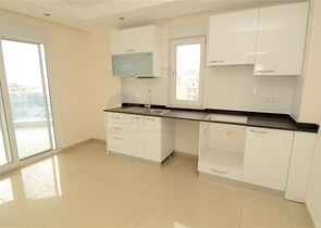 شقة بينتهاوس باطلالة رائعة في الانيا