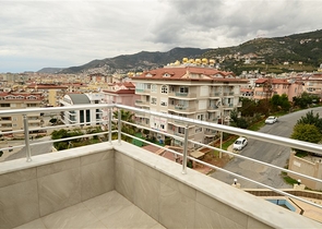 شقة بينتهاوس باطلالة رائعة في الانيا