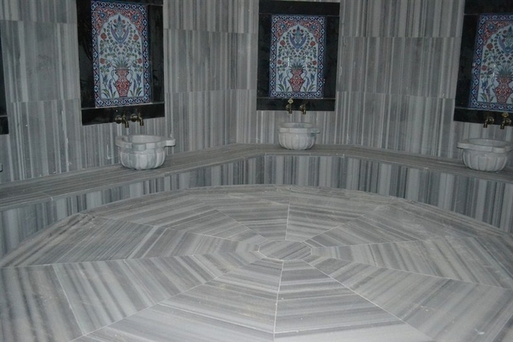 شقة2+1 ضمن مجمع سكني فاخر في ماهوموت لار 