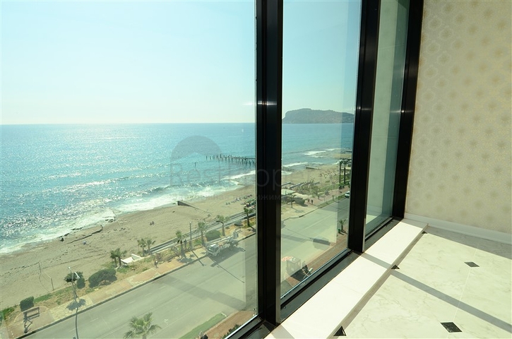 شقة بينتهاوس باطلالة رائعة في اوبا الانيا