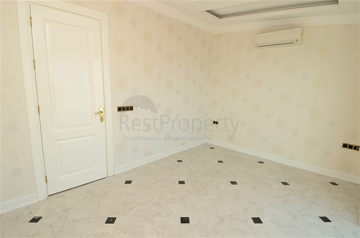 شقة بينتهاوس باطلالة رائعة في اوبا الانيا