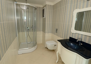 شقة بينتهاوس باطلالة رائعة في اوبا الانيا