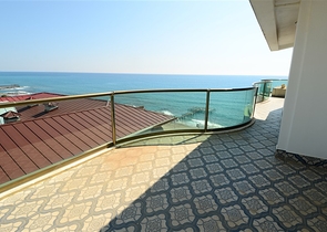 شقة بينتهاوس باطلالة رائعة في اوبا الانيا