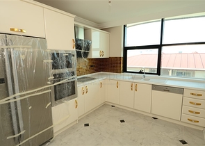 شقة بينتهاوس باطلالة رائعة في اوبا الانيا