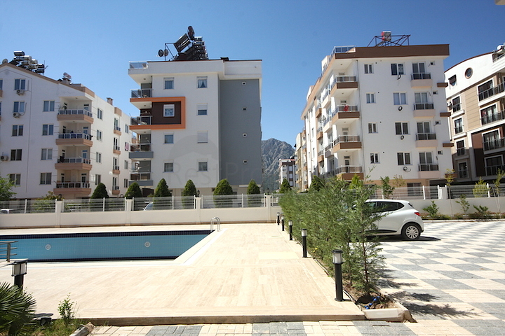 شقة1+1 ضمن واحد من أفخر المجمعات في انطاليا