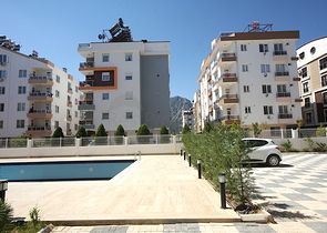 شقة1+1 ضمن واحد من أفخر المجمعات في انطاليا