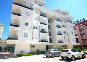 شقة1+1 ضمن واحد من أفخر المجمعات في انطاليا