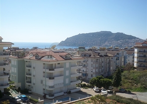 شقق بتصاميم مختلفة في مركز ألانيا