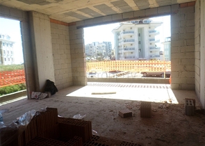 شقق بتصاميم مختلفة في مركز ألانيا