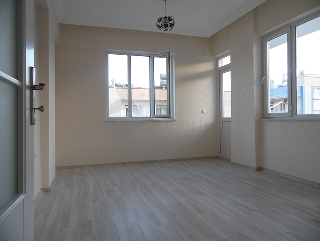 شقة بغرفتي نوم ومساحة جيدة في انطاليا