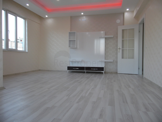 شقة بغرفتي نوم ومساحة جيدة في انطاليا