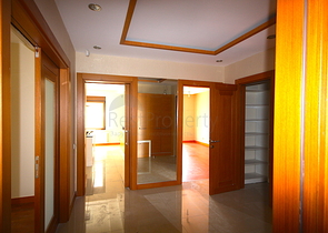 شقة باربع غرف نوم في أنطاليا ضمن مجمع سكني فاخر 