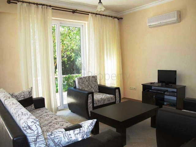 فيلا رائعة على شاطئ المتوسط في فيتهية