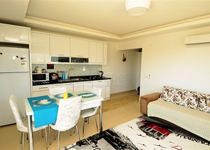 شقة بغرفة نوم ضمن مجمع حديث ومتطور في أفسللار 