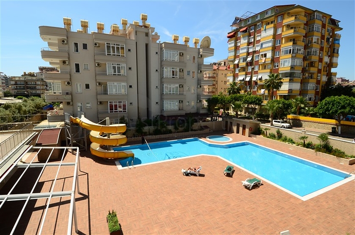 شقة 1+1 في مركز مدينة ألانيا 