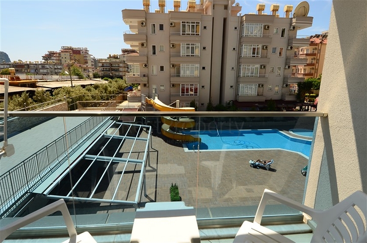 شقة 1+1 في مركز مدينة ألانيا 