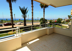 شقة بغرفتين نوم على الخط الاول للبحر في ماهموت لار /ألانيا