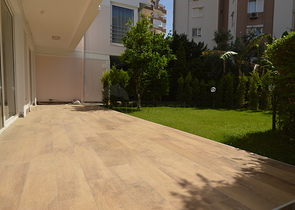 فيلا بست غرف نوم قريبة من شلالات دودين في لارا / أنطاليا