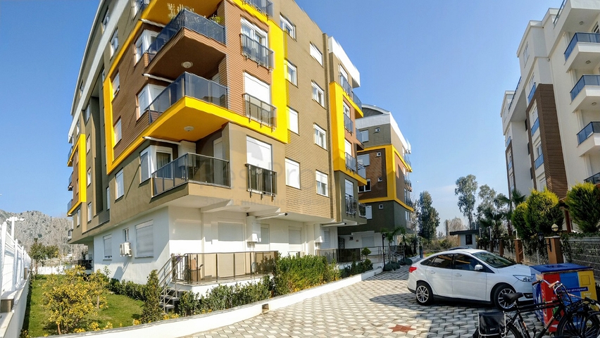 مشروع استثماري قريب من نادي اليخت في انطاليا