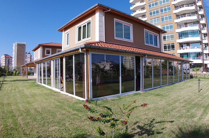 فيلا الرفاهية المطلقة على شاطئ المتوسط في أنطاليا