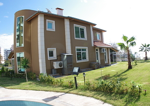 فيلا الرفاهية المطلقة على شاطئ المتوسط في أنطاليا