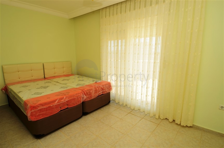 بينت هاوس باطلالة رائعة في ماهموت لار 