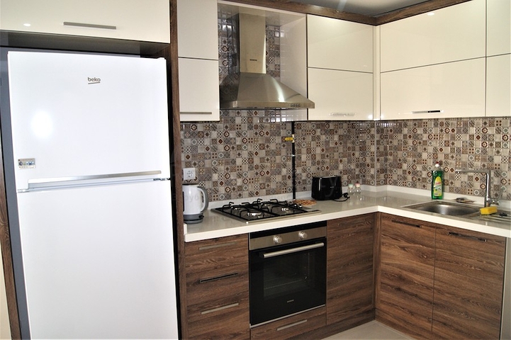 شقق بتصاميم مختلفة ضمن مجمع سكني عصري في أنطاليا