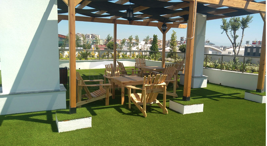 شقق بتصاميم مختلفة ضمن مجمع سكني عصري في أنطاليا