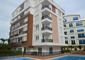 شقق مختلفة ضمن مجمع سكني حديث في انطاليا