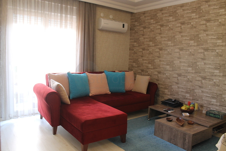 شقة 1+1 واسعة بسعر معقول في أنطاليا 