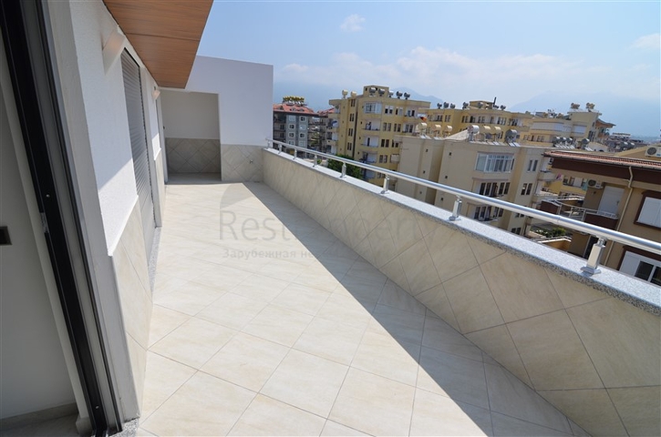 بينت هاوس في موقع مميز أوبا /الانيا