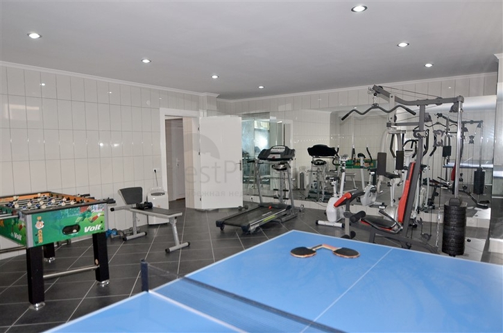 بينت هاوس في موقع مميز أوبا /الانيا