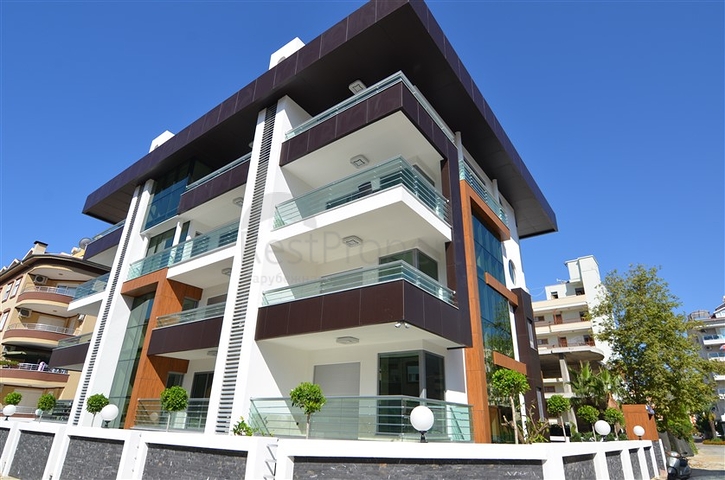 بينت هاوس في موقع مميز أوبا /الانيا