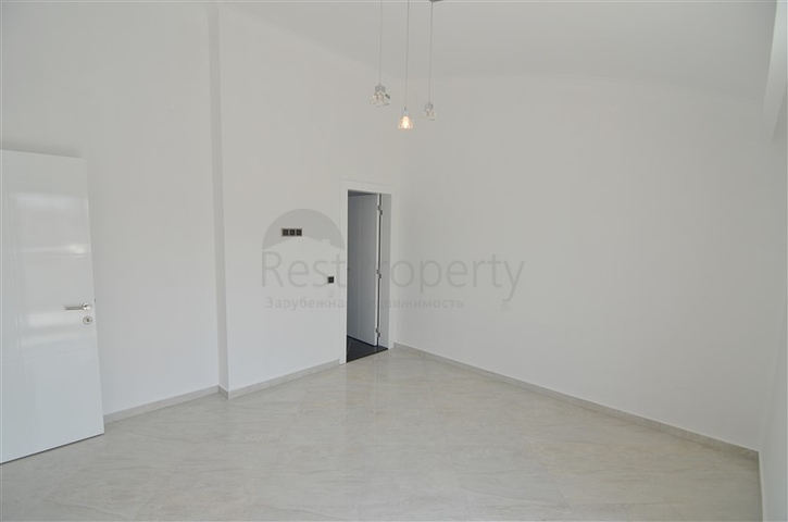 بينت هاوس في موقع مميز أوبا /الانيا