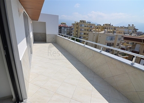 بينت هاوس في موقع مميز أوبا /الانيا