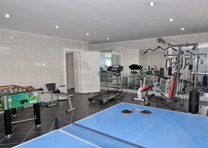 بينت هاوس في موقع مميز أوبا /الانيا