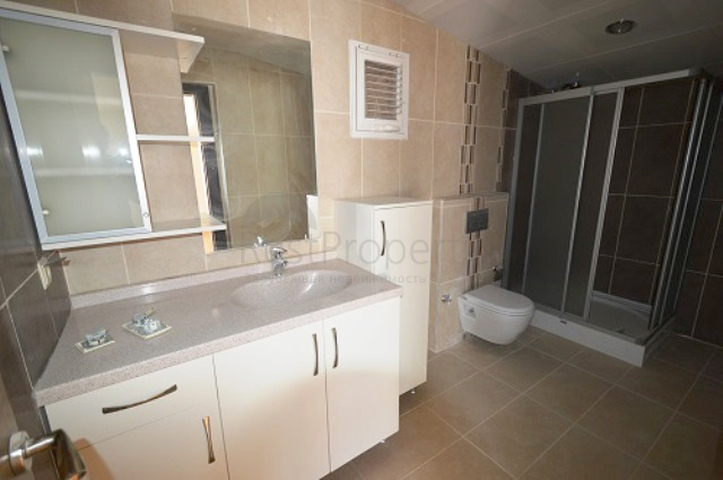 دوبلكس باطلالة بانورامية على البحر في أنطاليا