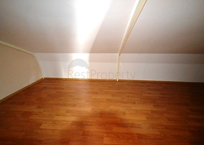 دوبلكس باطلالة بانورامية على البحر في أنطاليا