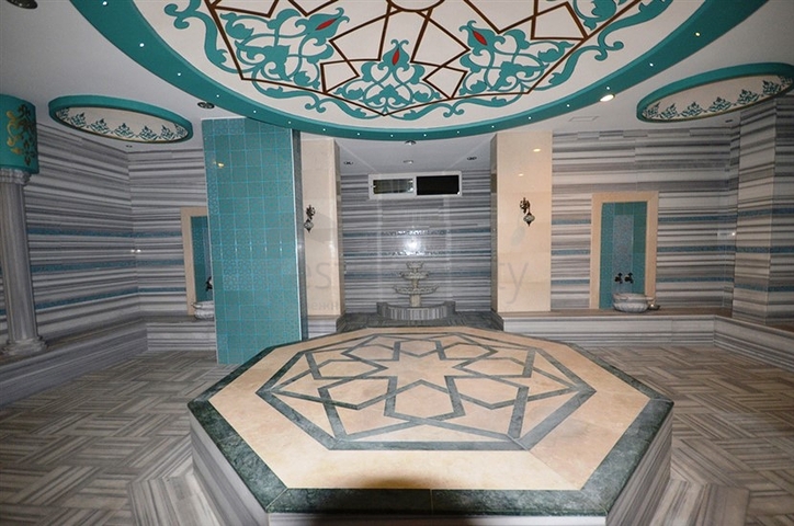 شقة ثلاث غرف و صالة في مجمع راقي في افسلار الانيا