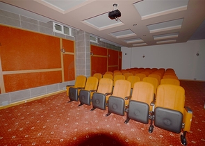 شقة ثلاث غرف و صالة في مجمع راقي في افسلار الانيا