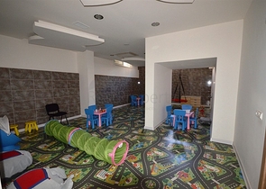 شقة ثلاث غرف و صالة في مجمع راقي في افسلار الانيا