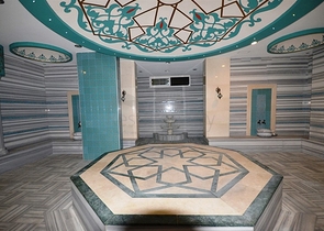 شقة ثلاث غرف و صالة في مجمع راقي في افسلار الانيا