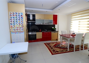 شقة ثلاث غرف و صالة في مجمع راقي في افسلار الانيا