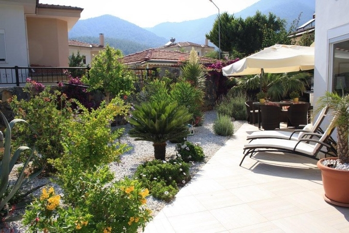 فيلا بموقع مميز في ألانيا /أوبا